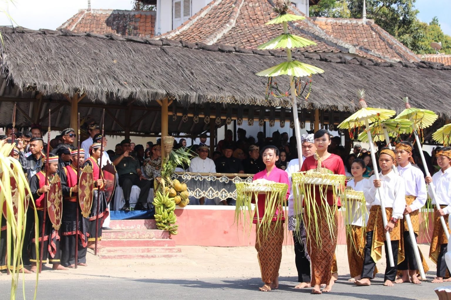 Ruang Budaya Sunda: Ngalalana Kana Rasa jeung Warisan Karuhun